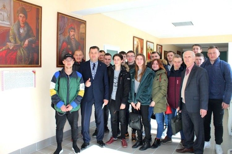 У Луцькому НТУ презентували культурно-мистецький проект «Славетна Волинь»