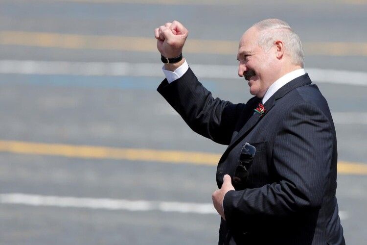 Лукашенко розпорядився посилити кордон з Україною, а також взагалі закрити із Польщею та Литвою