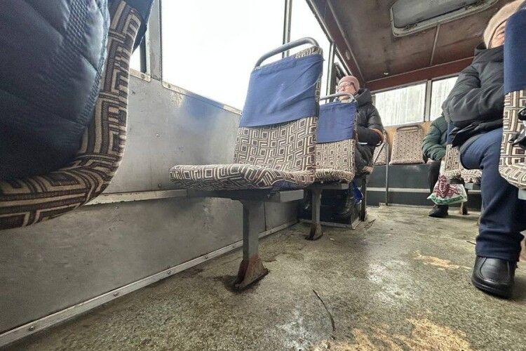 На Рівненщині взялися за брудні та технічно несправні маршрутки