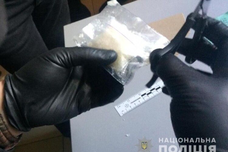 У жителів Любешівського та Ковельського районів поліція вилучила наркотики