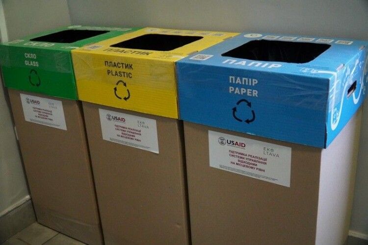У громаді на Волині і далі навчають сортувати сміття