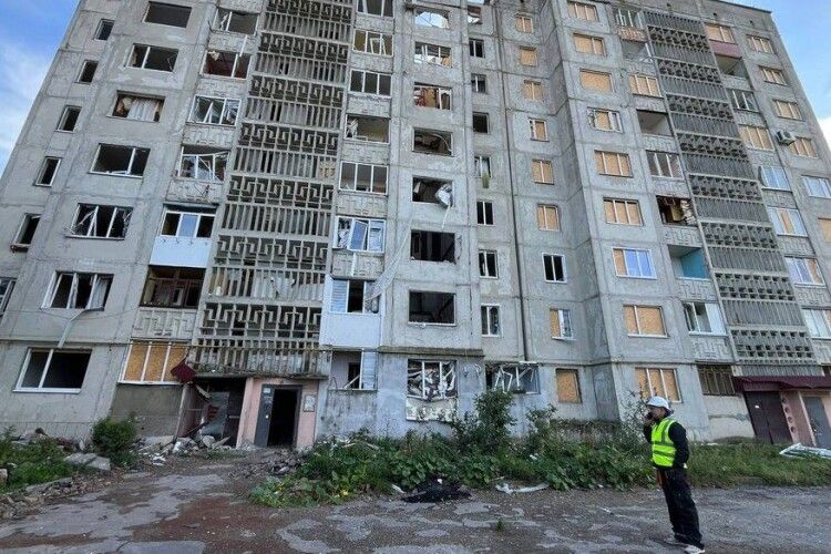 Шансів на відновлення немає: у Луцьку повністю знесуть 9-поверхівку на Озерецькій