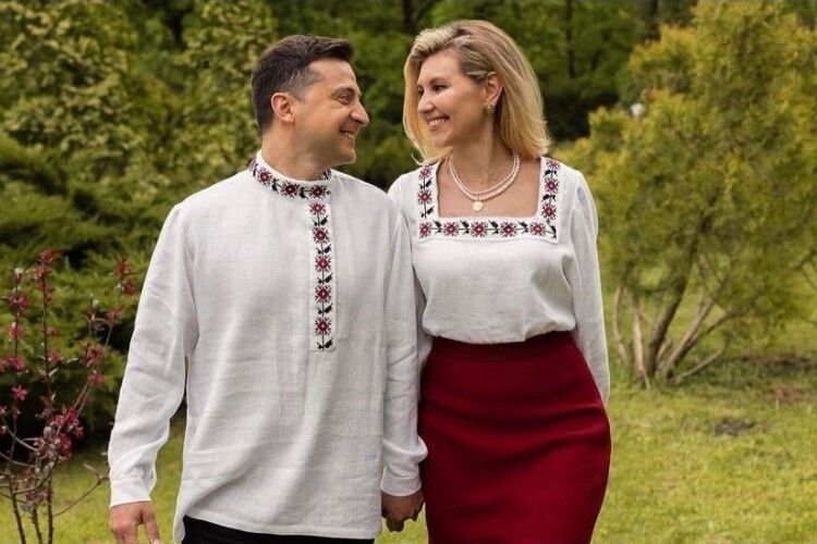 У день вишиванки Президент України одягнув... російську косоворотку