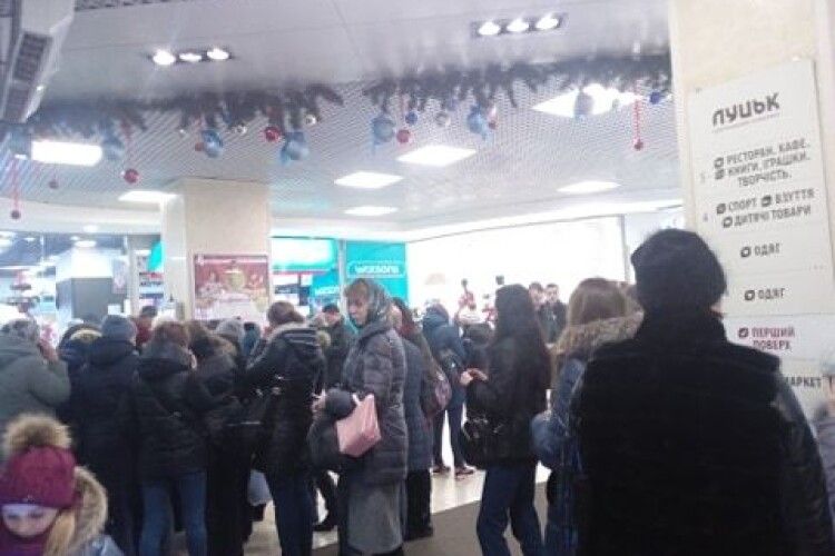 А ви користуєтеся мобільним додатком для безготівкової оплати за проїзд?