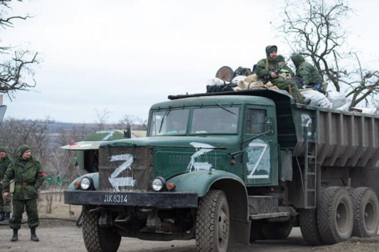 Російські окупанти помилково подзвонили в Службу порятунку України (Відео) 