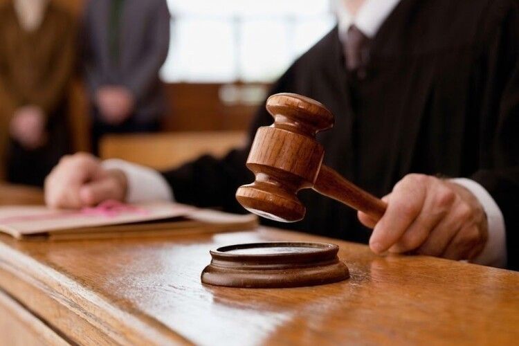 Фіктивні шлюби для виїзду за кордон: на Волині викрили двох жінок