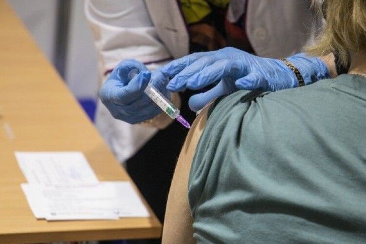 В Україні два дні не працюватимуть пункти COVID-вакцинації: коли і чому