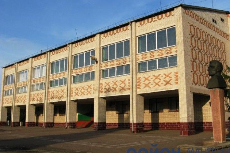 У Маневичах школа більше не носитиме ім’я Бринського