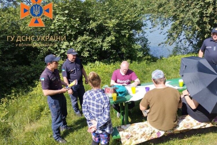 Рятувальники Волині обійшли аж 5 громад на Володимирщині (Фото)