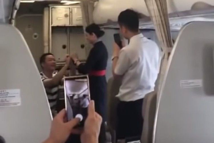 Щастя здобула, а роботу – втратила!