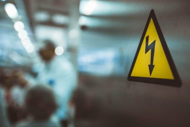 У Польщі після удару струмом помер українець