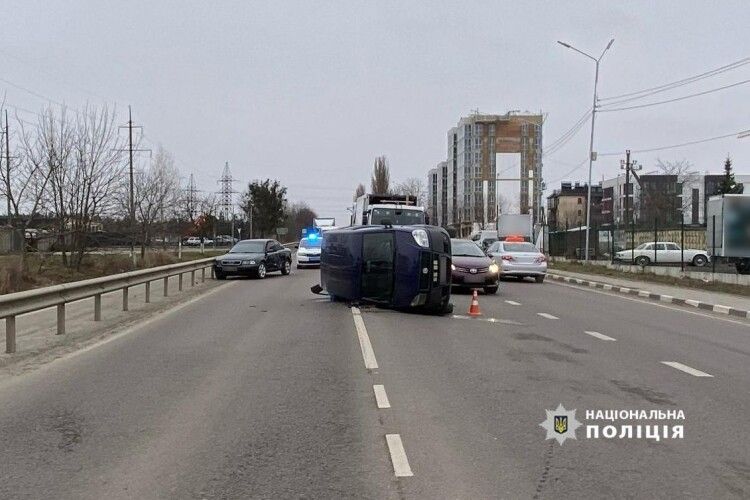 Дві ДТП на Волині: у Луцьку – збили велосипедиста, у Струмівці – зіткнулися легковики