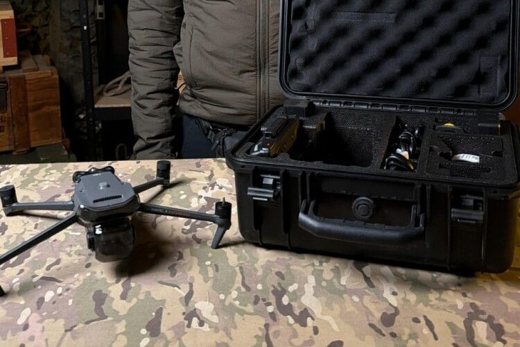 Луцькі комунальники зібрали майже пів мільйона на дрони для волинської «сотки»