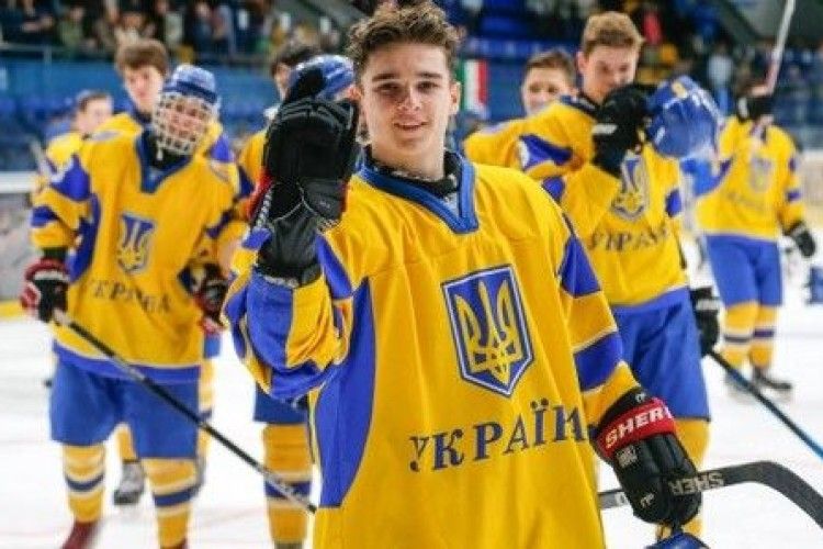 Юніорська збірна України з хокею сенсаційно виграла чемпіонат світу (Відео) 