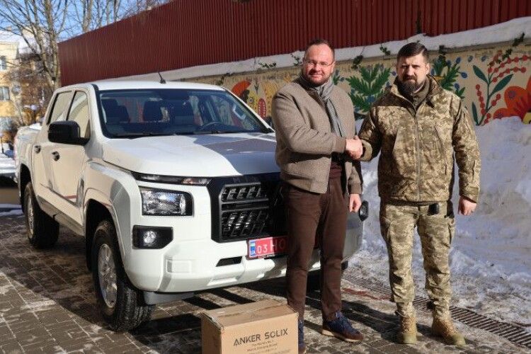 Луцька громада передала воїнам на Запорізький напрямок позашляховик