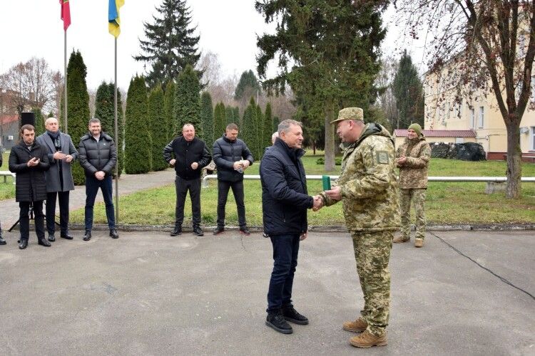 Прикордонники Волині отримали чергову допомогу та подякували волонтерам