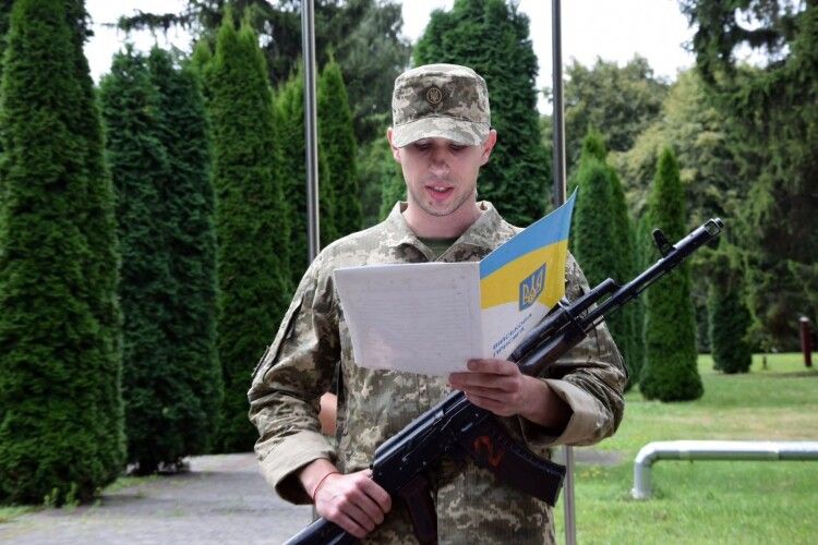 На бойовому посту зустрів молодий ювілей воїн-волинянин