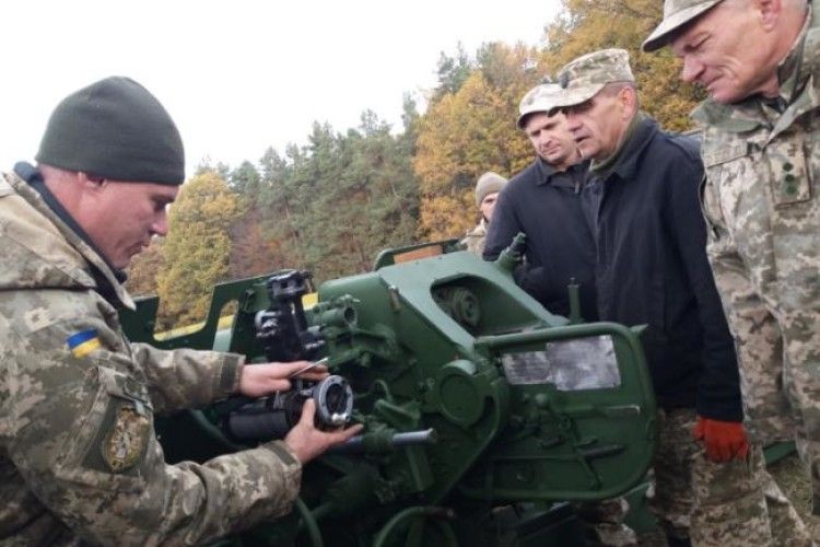 На Рівненщині змагалися ремонтники ракетно-артилерійського озброєння ЗСУ