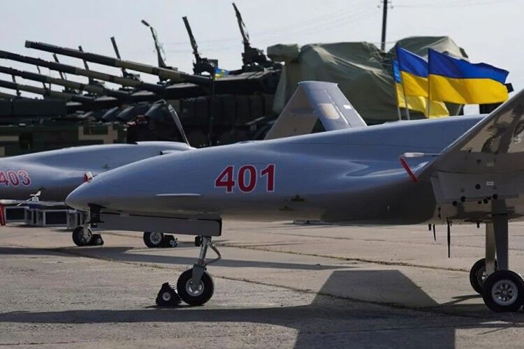 Зеленський прокоментував застосування українськими військовими ударного безпілотника Bayraktar