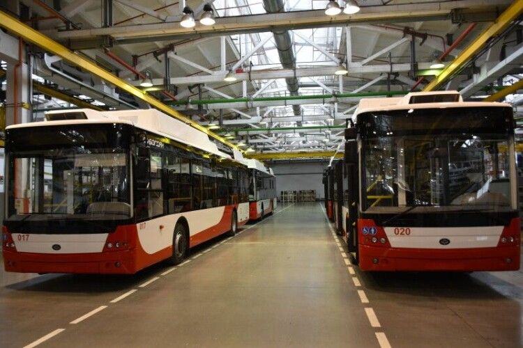 Луцьк отримав ще 9 нових тролейбусів