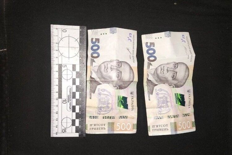 Невдалий хабар: на Рівненщині двоє чоловіків отримали «відмову»