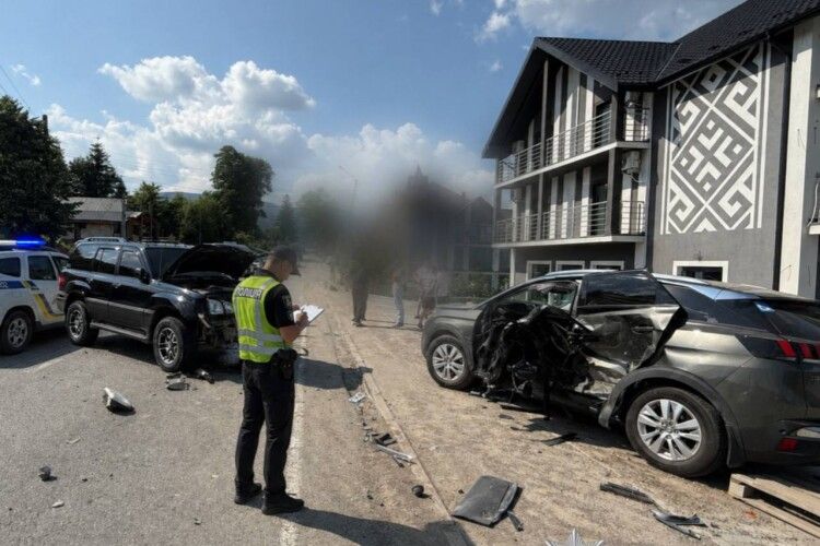 У ДТП на Івано-Франківщині травмувалися двоє волинян
