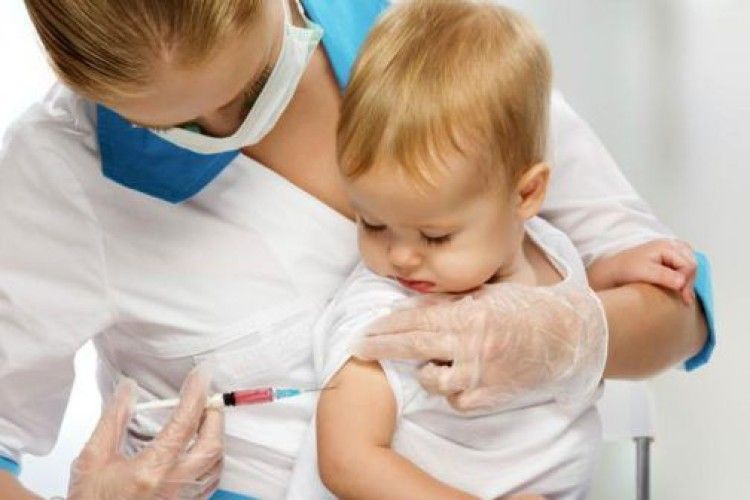В Україні вперше за 10 років вакцинували від кору 93% дітей віком одного року