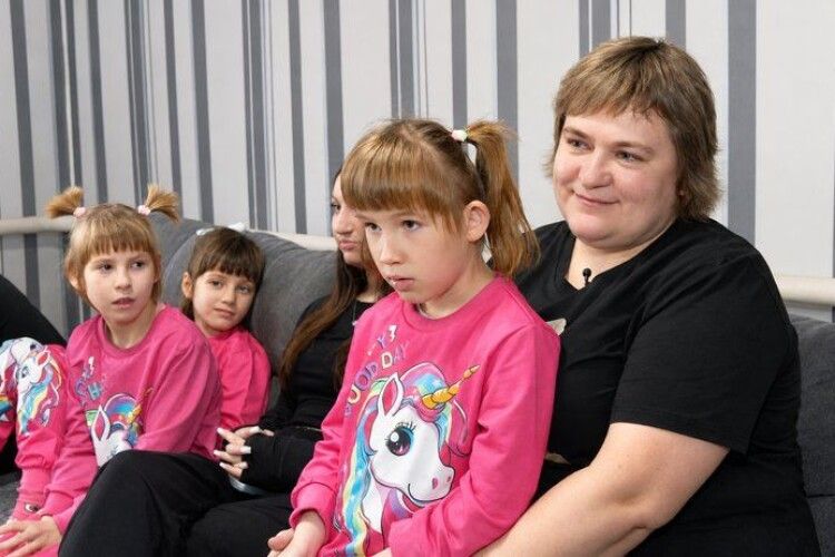Не злякалися діагнозів: таємниця щасливого «мурашника» на Волині (Відео)