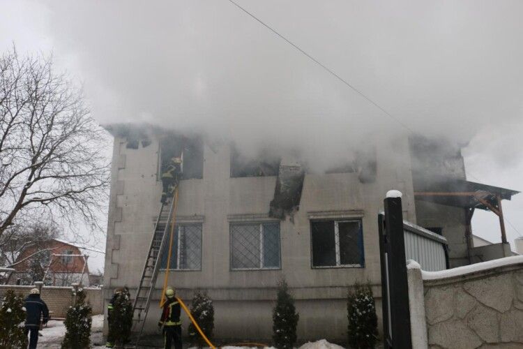 У Харкові оголошено траур через пожежу в будинку для літніх людей, яка забрала 15 життів