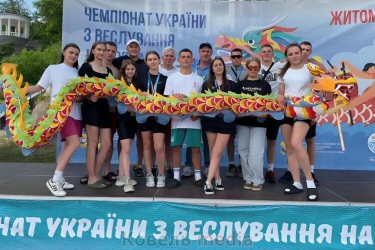 Дівчата з військового ліцею на Волині стали чемпіонками України з веслування 