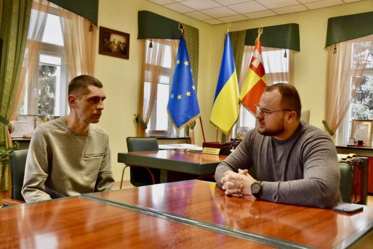 Міський голова Луцька зустрівся з Романом Гіричуком, який був у полоні 7 місяців