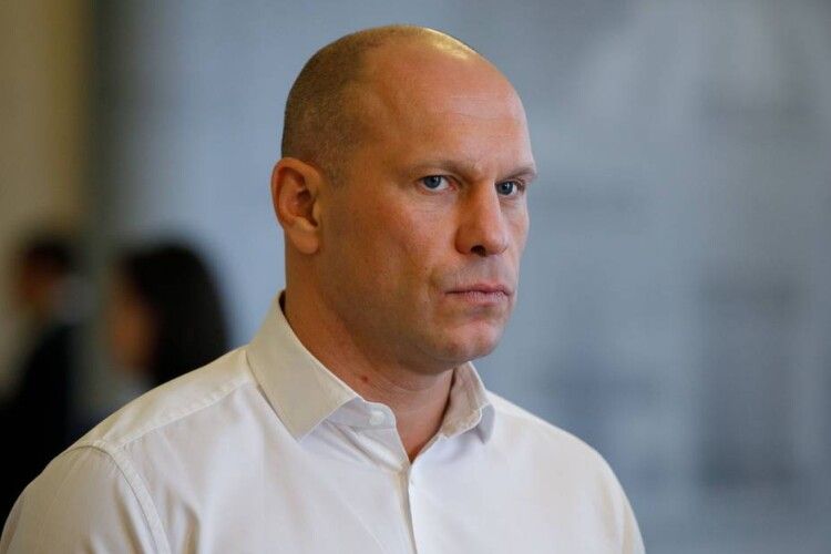 Ми на порозі глобальних змін: нардеп заявив, шо Зеленський складе повноваження Президента 