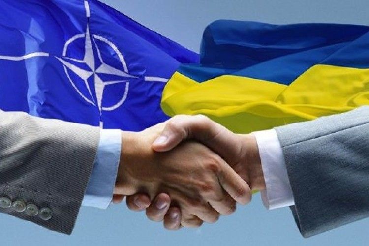 За вступ України до НАТО готові проголосувати 62% українських громадян