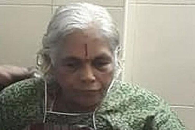 В Індії 73-річна жінка народила двійню