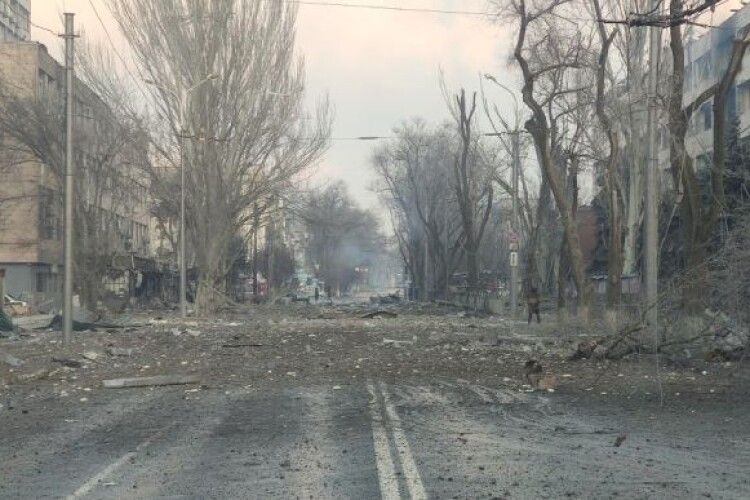 Росія обстріляла Маріуполь з літаків: є жертви