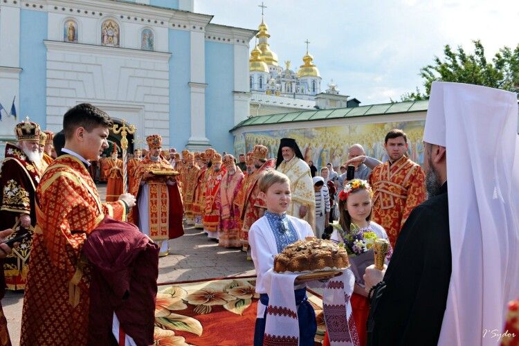 «Як на Епіфанія іменини...»: у Києві святкують день тезоімеництва Предстоятеля ПЦУ (фото)