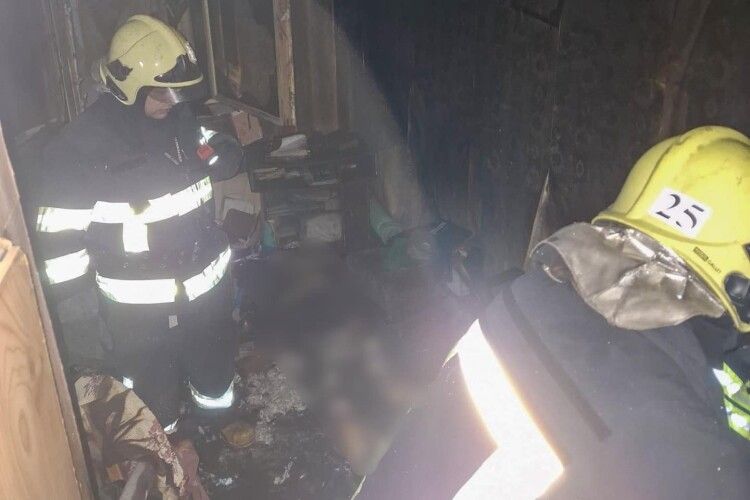 У пожежі на Волині задихнулася пенсіонерка