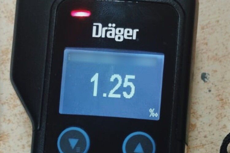 У Луцьку п'яний водій «забув», що позбавлений права керування