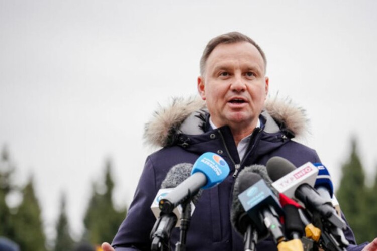 Президент Польщі закликав демонтувати «Північний потік-2» 