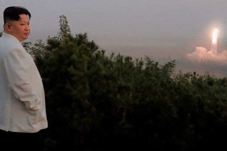 Кім Чен Ин заявив, що Північна Корея планує створити «найпотужнішу у світі» ядерну зброю