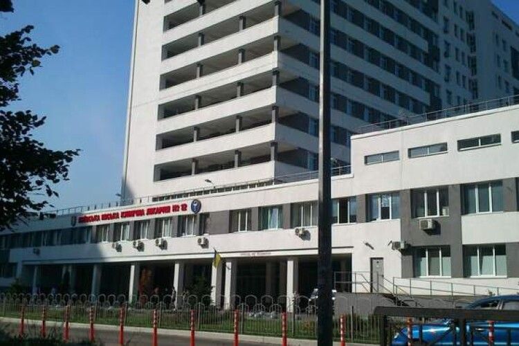 У столичній лікарні повісилася жінка, яку лікували від коронавірусу