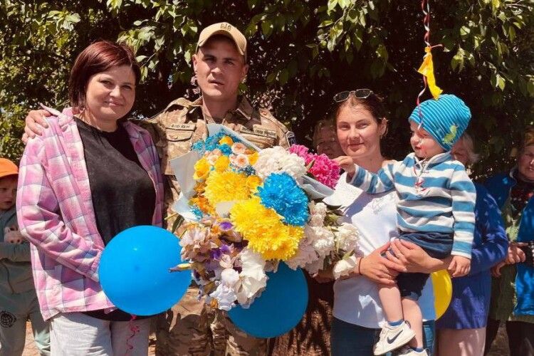 Волинь зустріла захисника, звільненого з ворожого полону