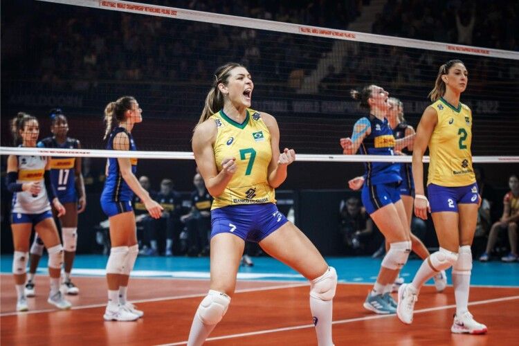 Вже сьогодні! У фіналі жіночого чемпіонату світу з волейболу зіграють Сербія та Бразилія (Трансляція)