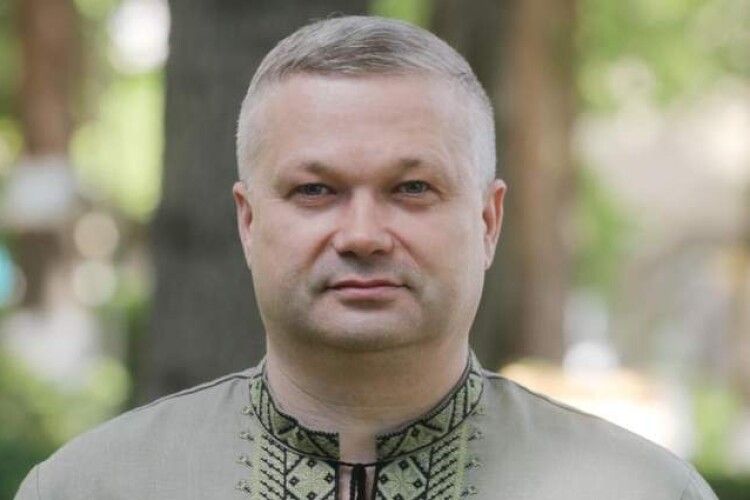 Міського голову жорстоко побили на вулиці через зауваження