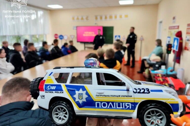 Велосипед і дорога: у Луцькому районі подбали про безпеку школярів