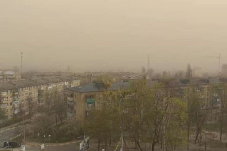 Український метеоролог спрогнозував повторення пилових буревіїв 