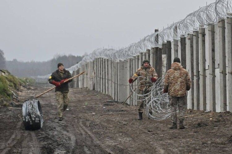 Стіна на кордоні із білоруссю на Волині: скільки вже побудували 