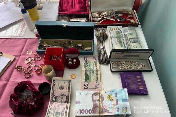 На Волині злодії ледь не винесли з помешкання цінностей на 1,5 мільйона гривень