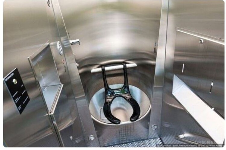  Хто не був в Європі,  остерігайтеся туалетів:  не для наших мізків вони! 