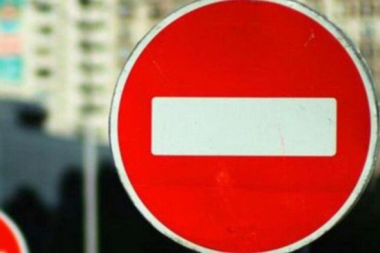 Автор книги з програмування заборонив друк російською, присвятивши її українському народу